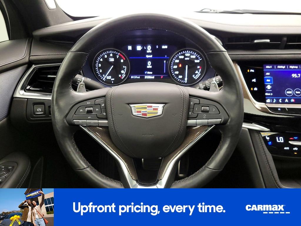used 2024 Cadillac XT6 car, priced at $45,998