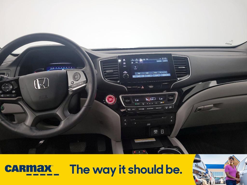 used 2022 Honda Pilot car, priced at $38,998
