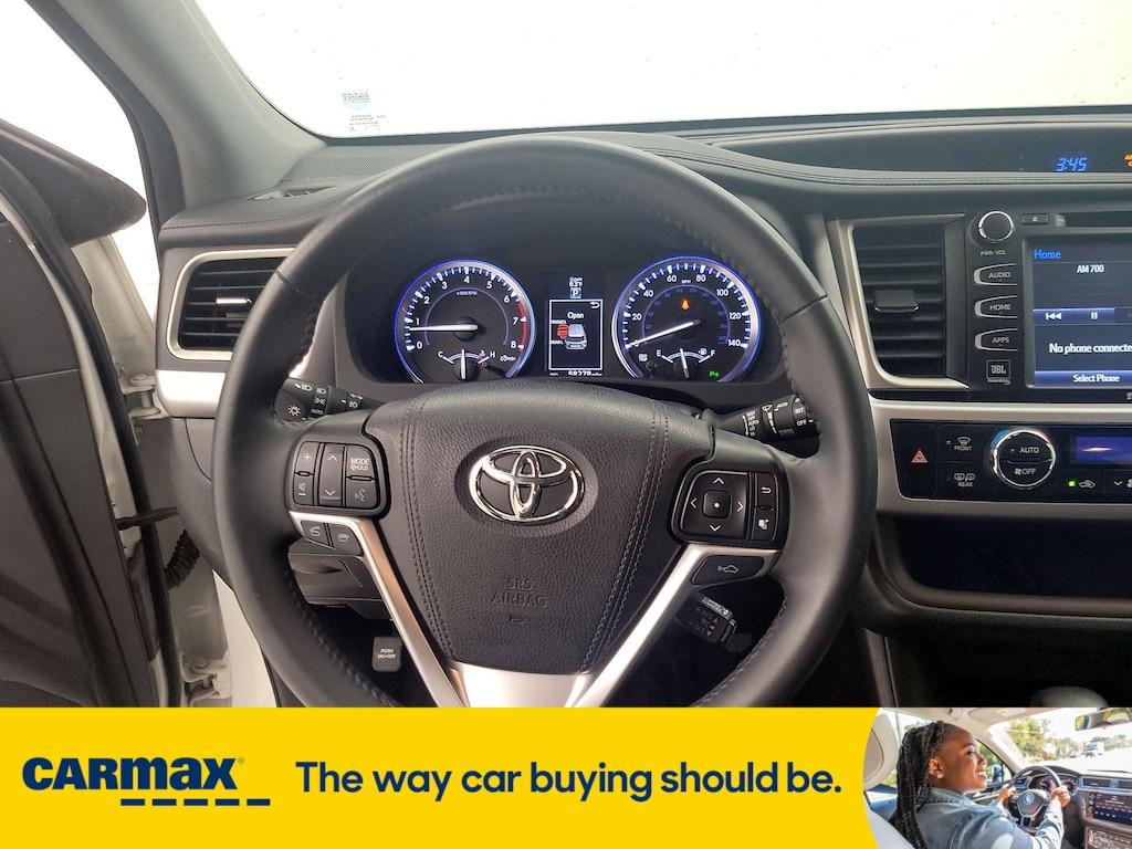used 2016 Toyota Highlander car, priced at $25,998