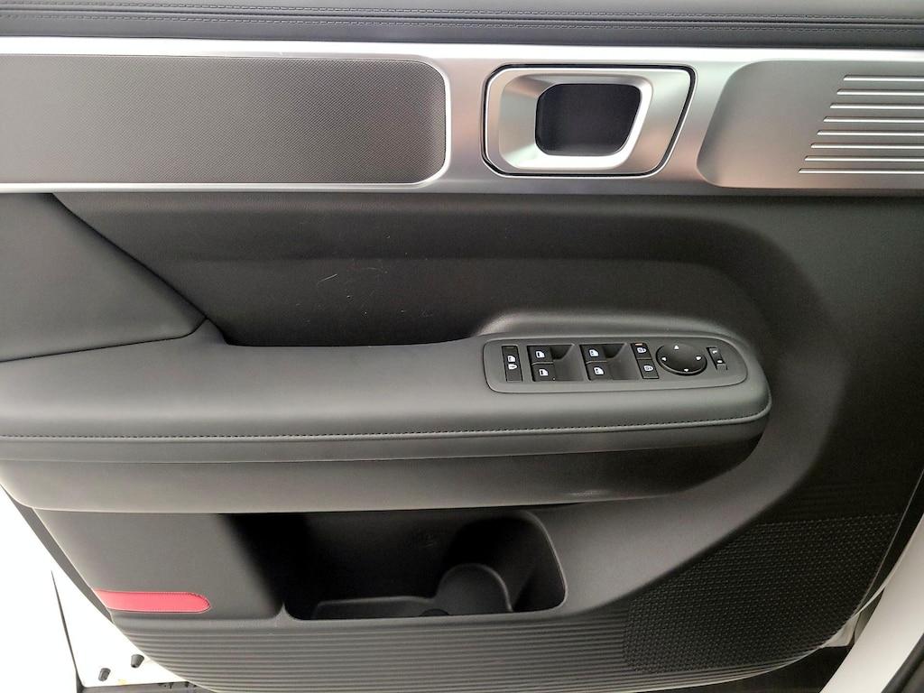 used 2025 Hyundai Santa Fe car, priced at $34,998