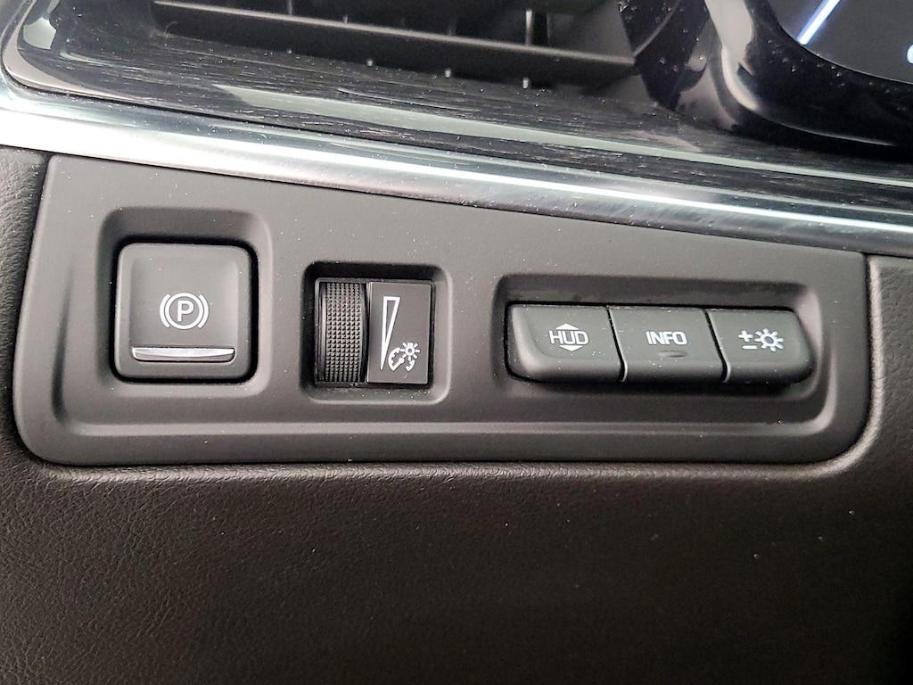used 2021 Cadillac XT5 car, priced at $27,998