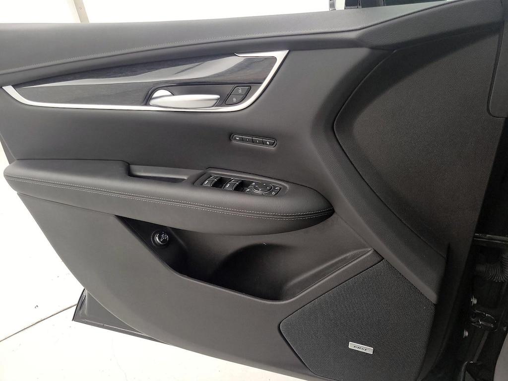 used 2021 Cadillac XT5 car, priced at $27,998