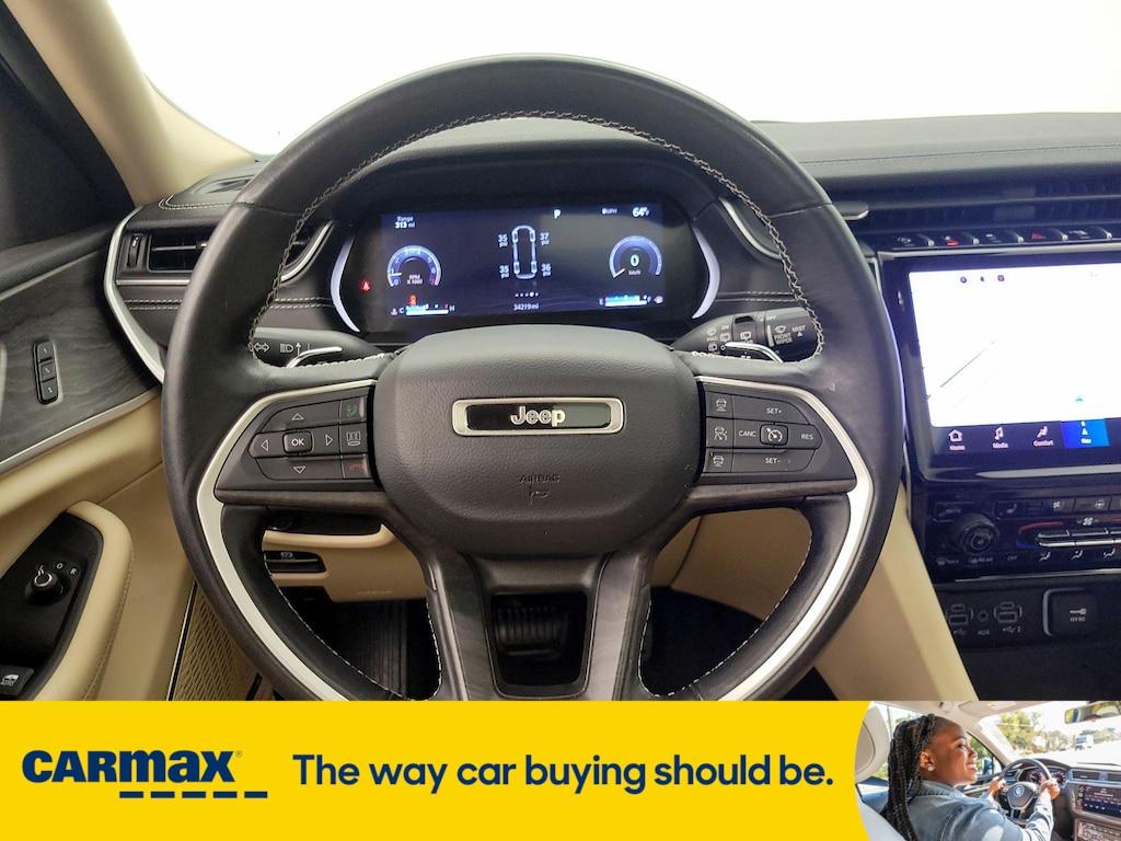 used 2022 Jeep Grand Cherokee car, priced at $38,998
