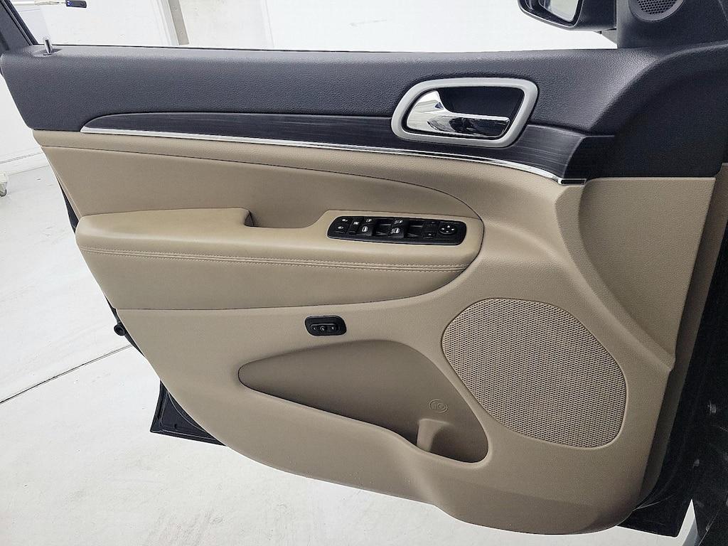 used 2021 Jeep Grand Cherokee car, priced at $32,998