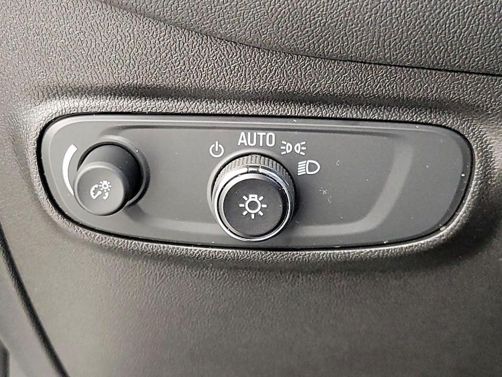 used 2023 Chevrolet Equinox car, priced at $22,998