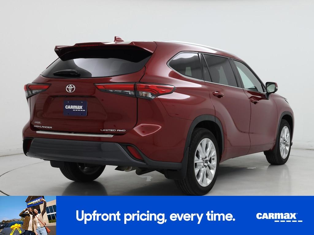 used 2023 Toyota Highlander car, priced at $44,998