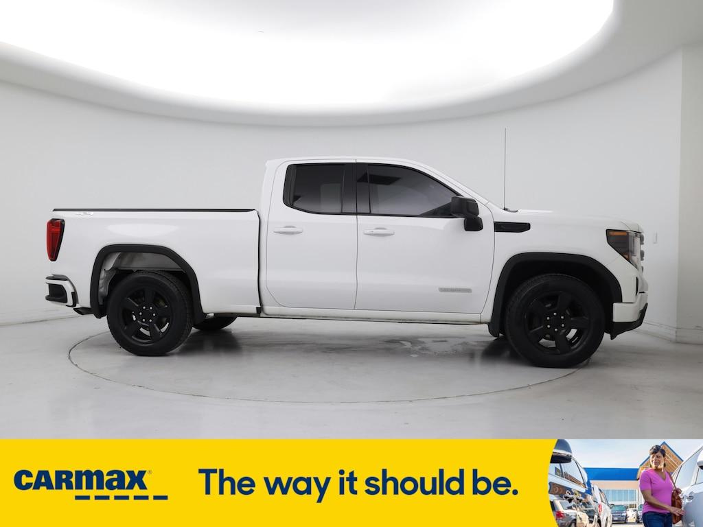 used 2022 GMC Sierra 1500 car, priced at $37,998