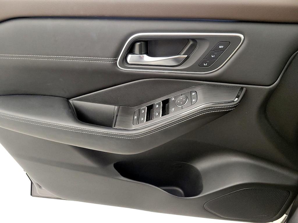 used 2022 Nissan Rogue car, priced at $26,998