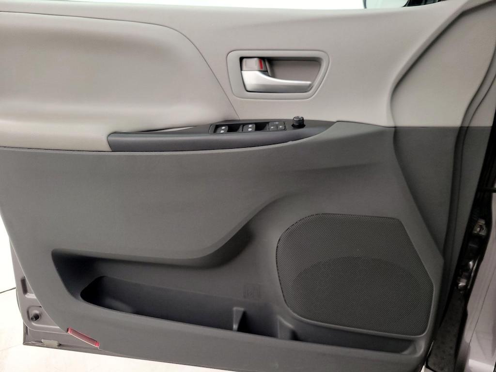 used 2015 Toyota Sienna car, priced at $23,998