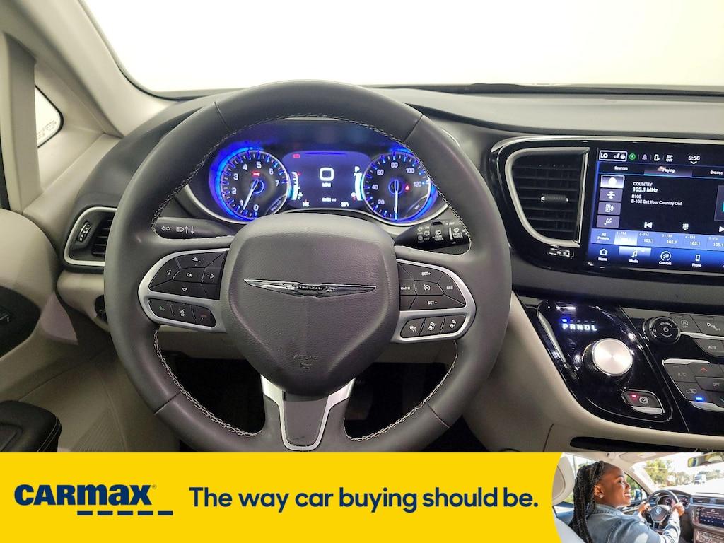 used 2023 Chrysler Pacifica car, priced at $28,998