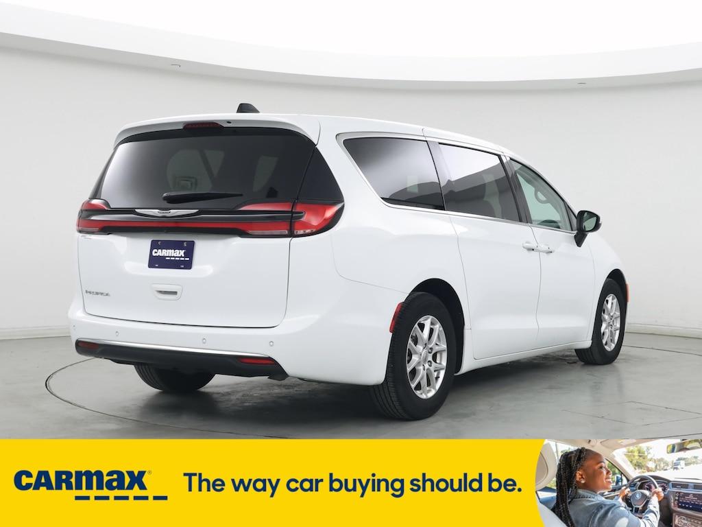 used 2023 Chrysler Pacifica car, priced at $28,998