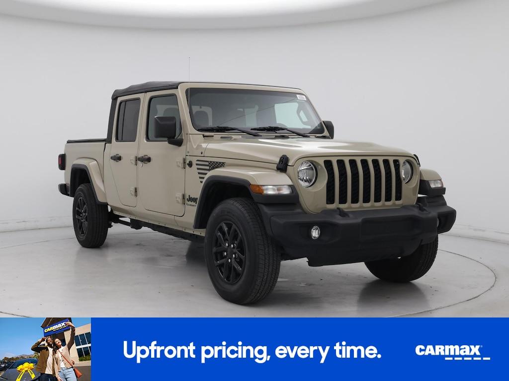 used 2022 Jeep Gladiator car, priced at $32,998