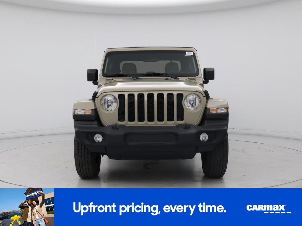 used 2022 Jeep Gladiator car, priced at $32,998
