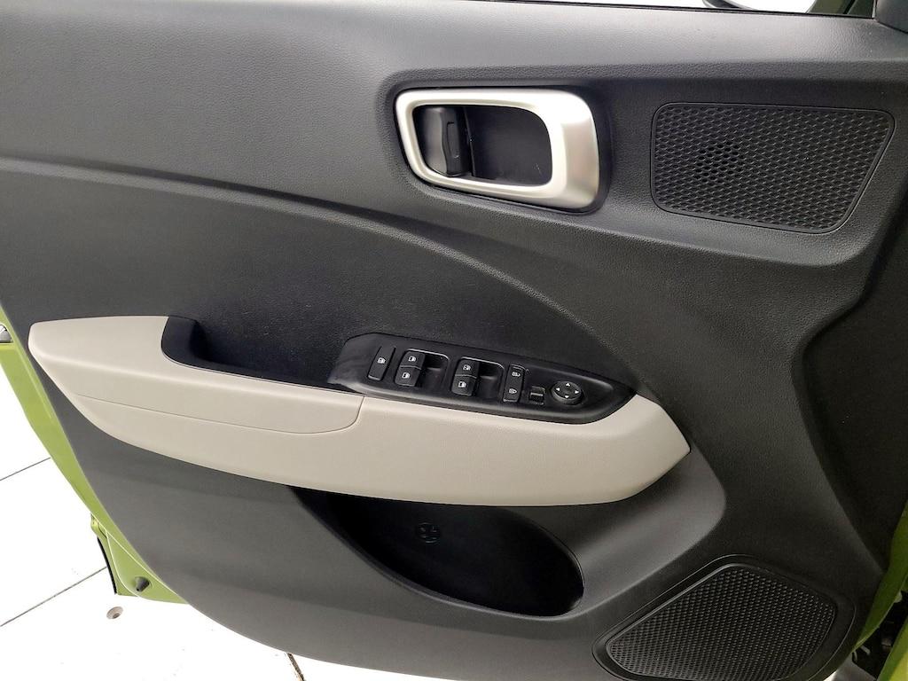 used 2022 Hyundai Venue car, priced at $19,998