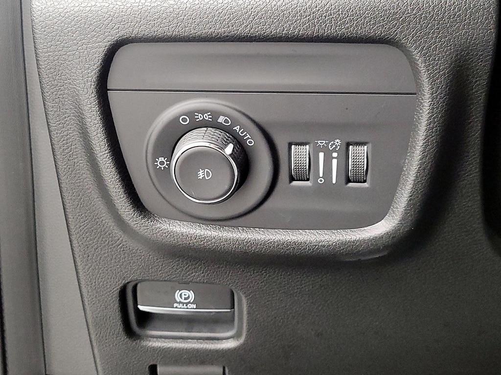 used 2021 Jeep Grand Cherokee L car, priced at $30,998