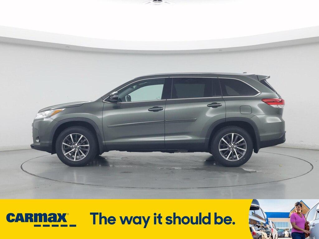 used 2019 Toyota Highlander car, priced at $31,998