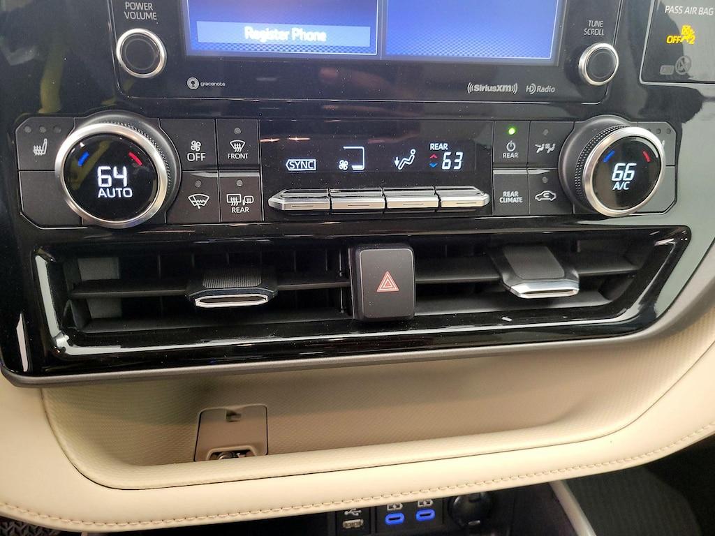 used 2022 Toyota Highlander car, priced at $39,998