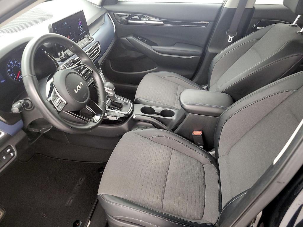 used 2023 Kia Seltos car, priced at $22,998