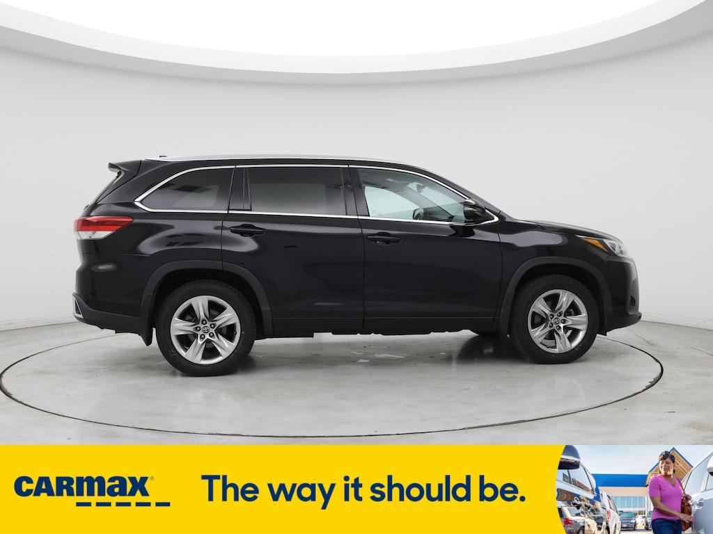used 2018 Toyota Highlander car, priced at $31,998