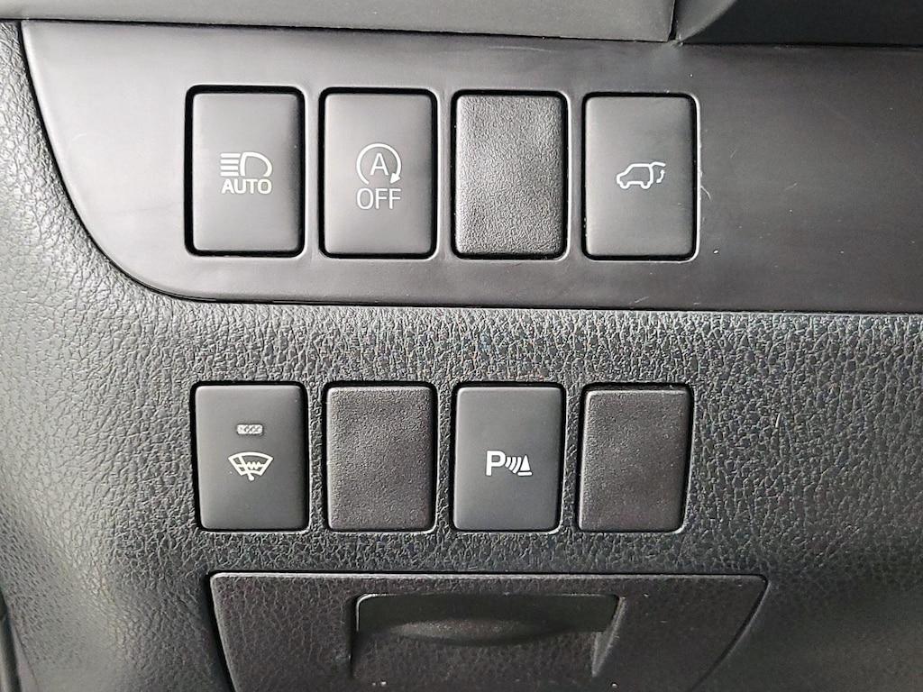 used 2018 Toyota Highlander car, priced at $31,998