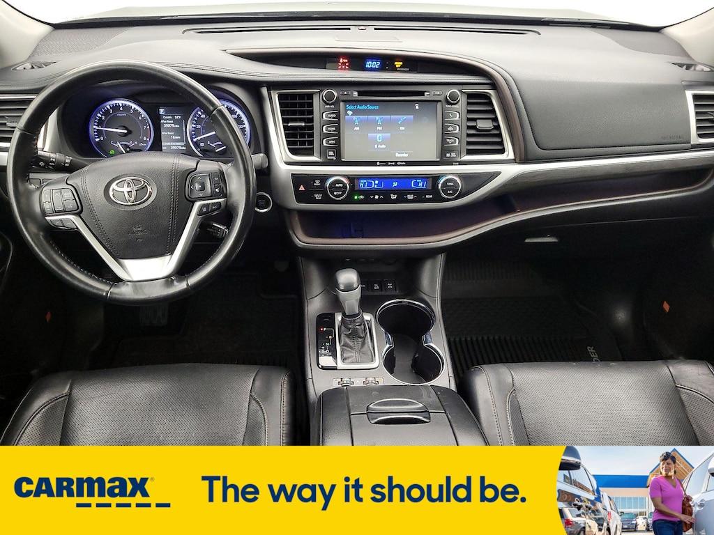 used 2018 Toyota Highlander car, priced at $31,998