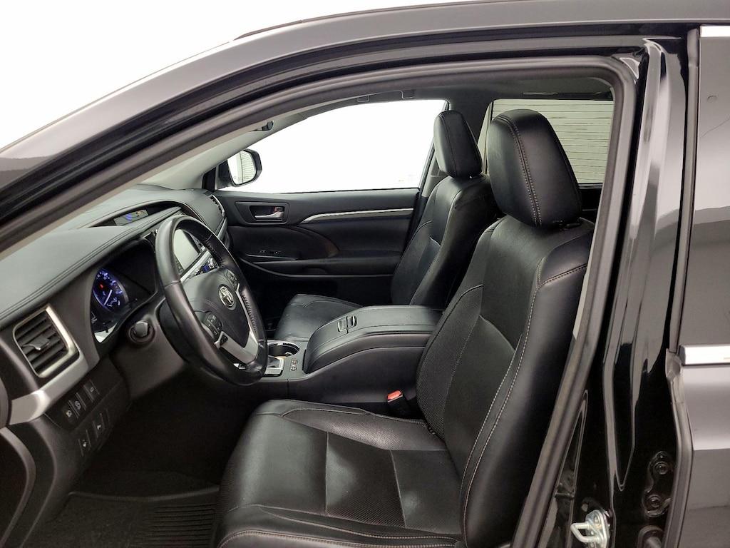 used 2018 Toyota Highlander car, priced at $31,998