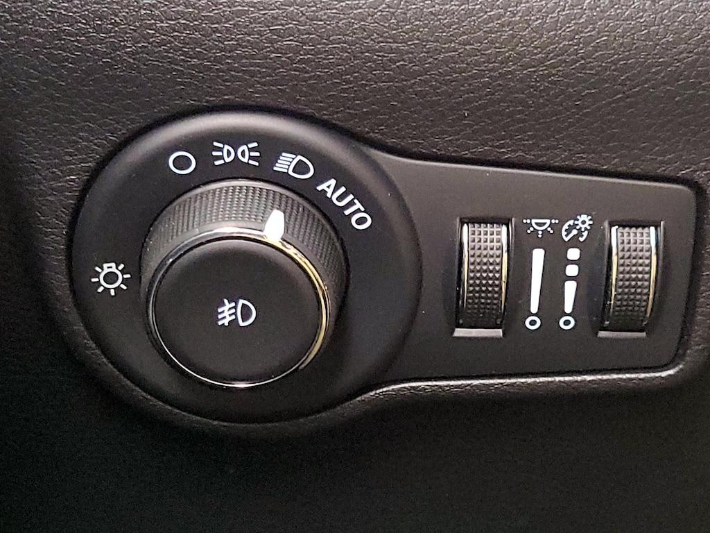 used 2022 Jeep Compass car, priced at $24,998
