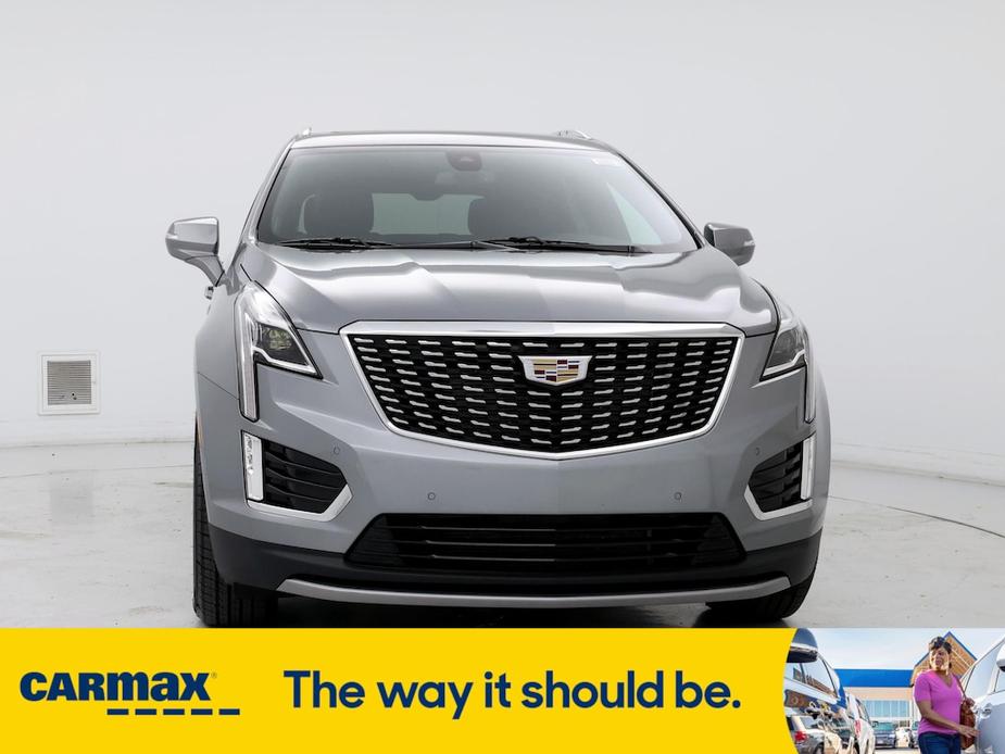 used 2023 Cadillac XT5 car, priced at $35,998