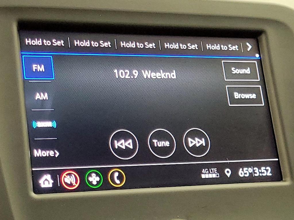 used 2021 Chevrolet Equinox car, priced at $21,998