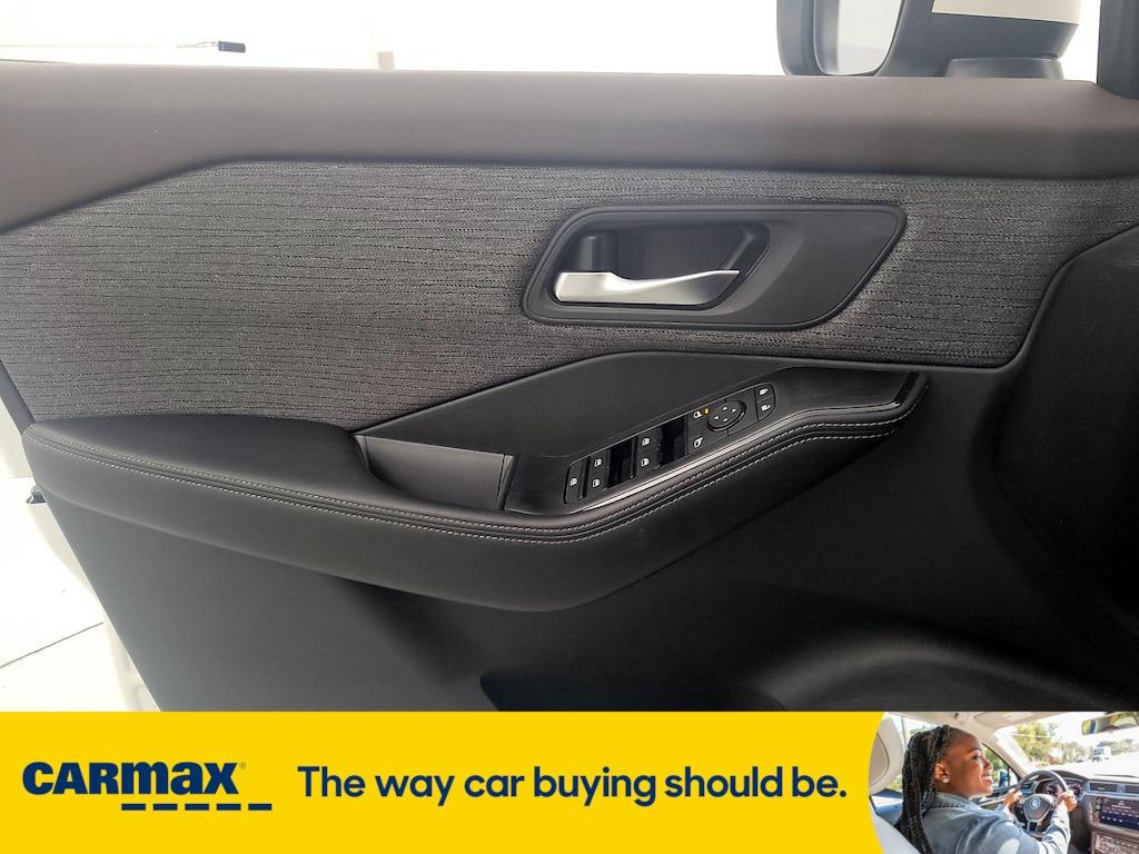 used 2022 Nissan Rogue car, priced at $26,998