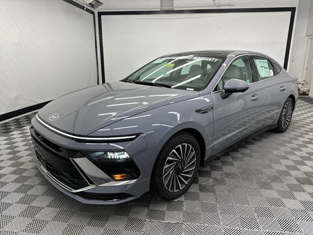 new 2025 Hyundai Sonata Hybrid car, priced at $36,961