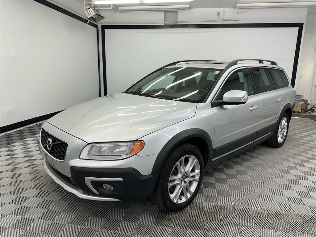 used 2016 Volvo XC70 car, priced at $17,991