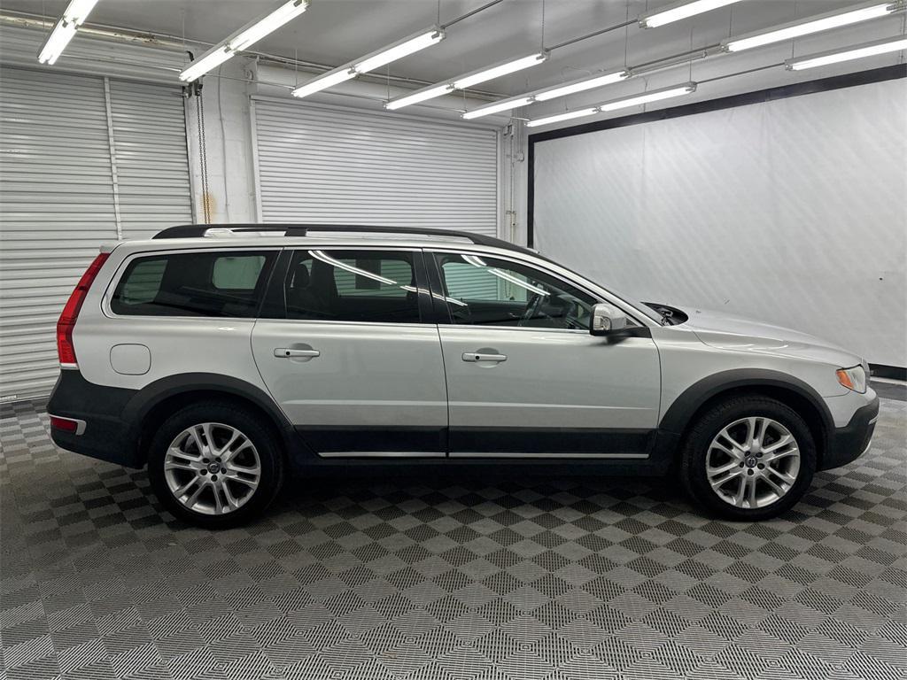 used 2016 Volvo XC70 car, priced at $17,991