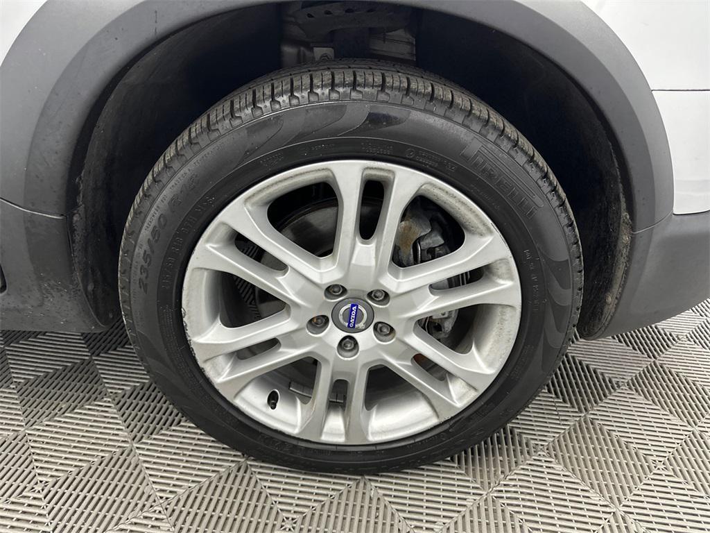 used 2016 Volvo XC70 car, priced at $17,991