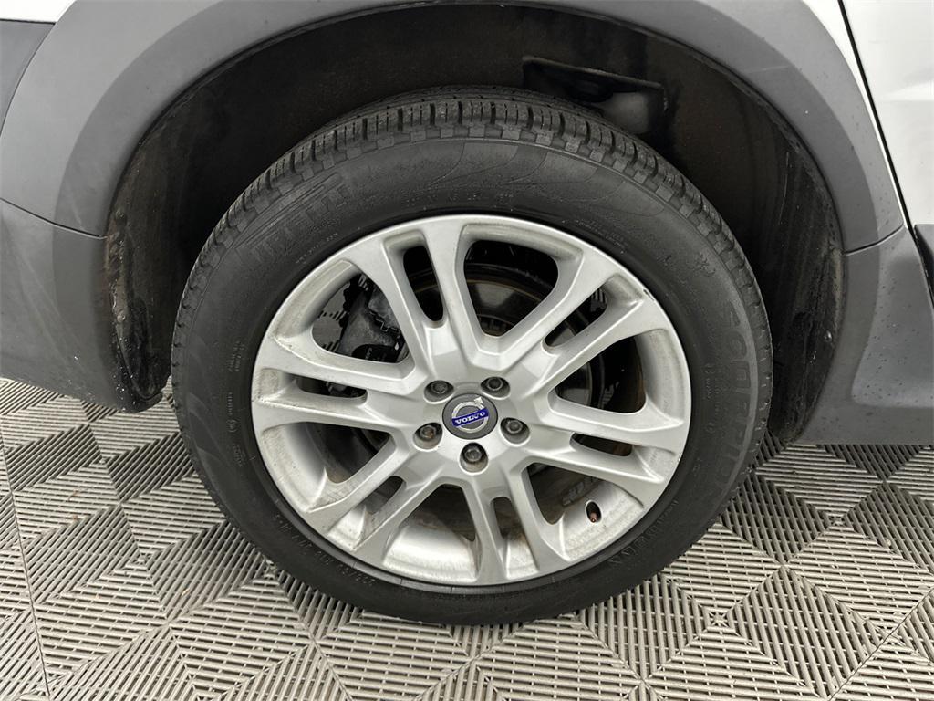 used 2016 Volvo XC70 car, priced at $17,991
