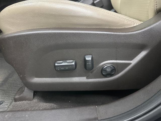 used 2013 Hyundai Santa Fe car, priced at $8,758