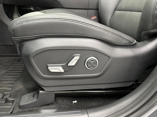 new 2025 Hyundai Santa Fe car, priced at $42,437
