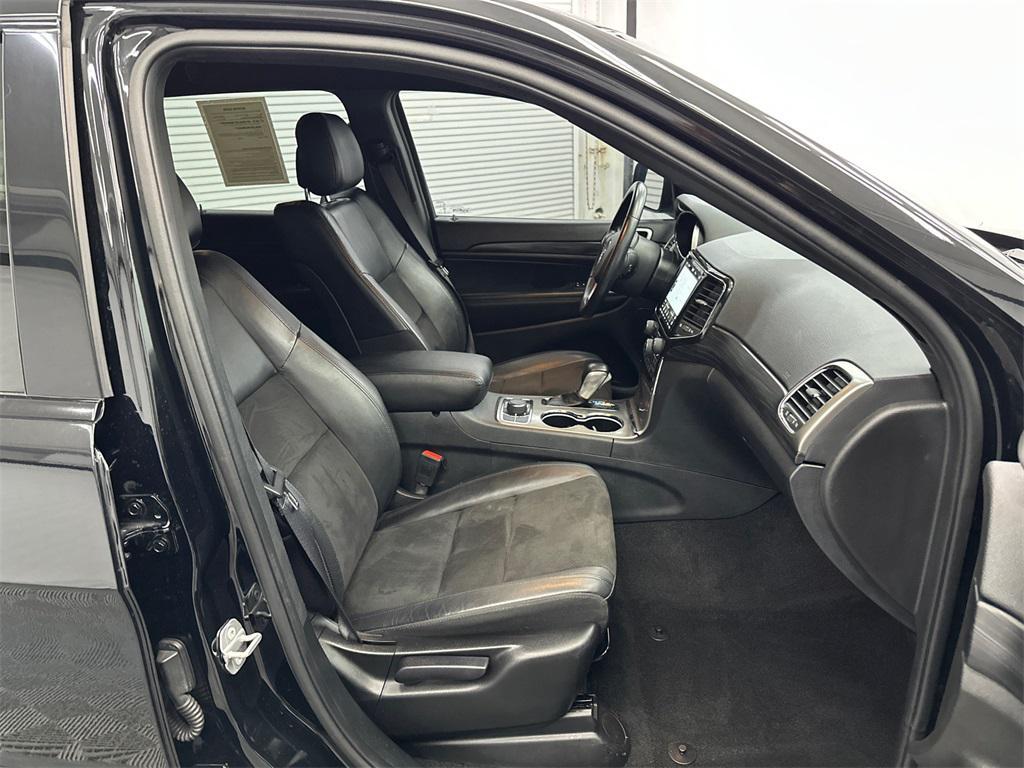 used 2022 Jeep Grand Cherokee car, priced at $25,997