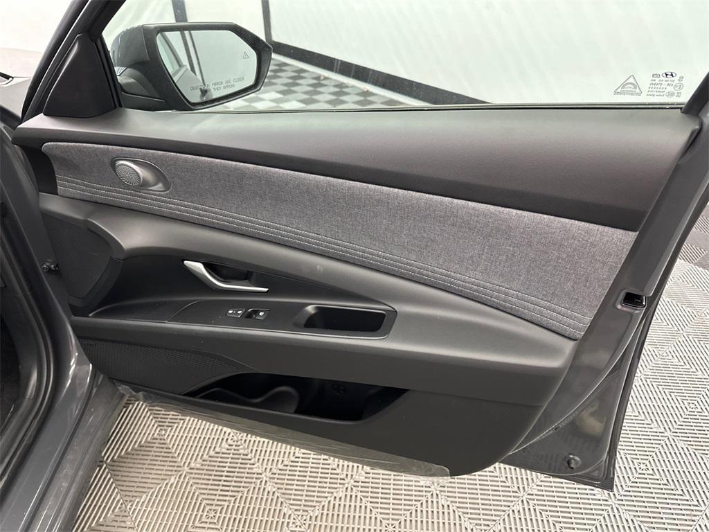 new 2025 Hyundai Elantra car, priced at $26,996