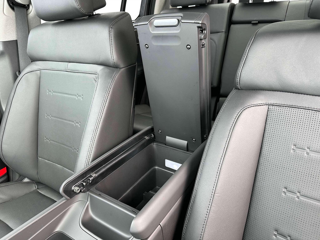 new 2025 Hyundai Santa Fe car, priced at $42,339