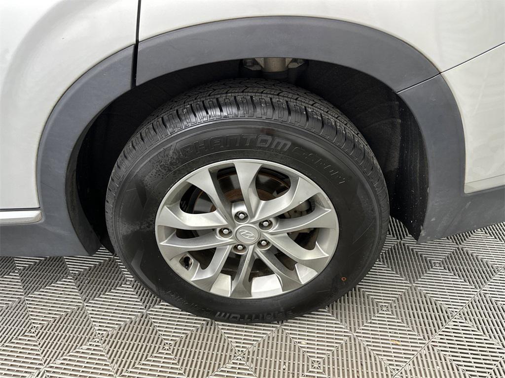 used 2019 Hyundai Santa Fe car, priced at $13,740