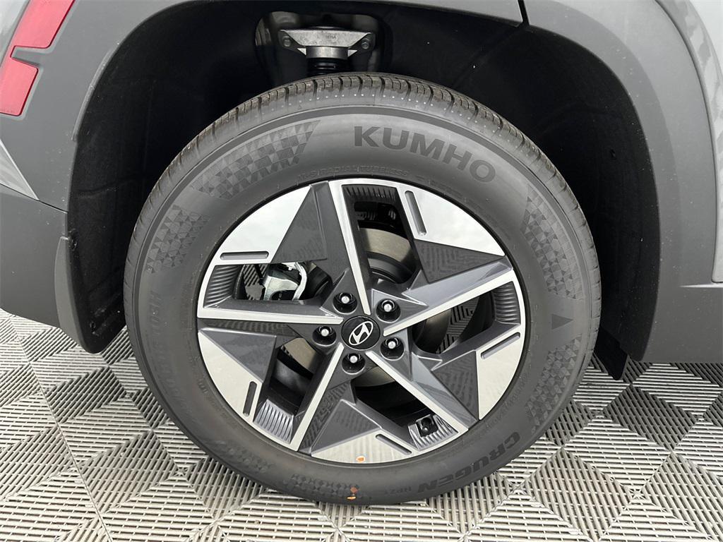 new 2025 Hyundai Tucson car, priced at $32,115