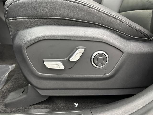 new 2025 Hyundai Santa Fe car, priced at $42,713