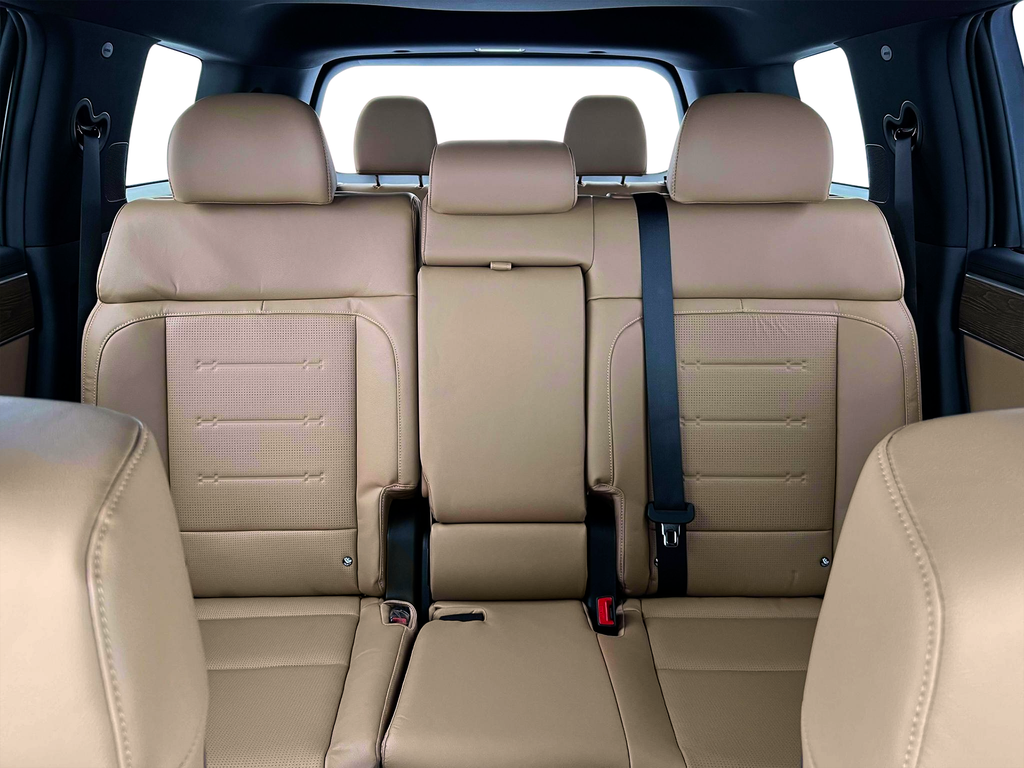 new 2025 Hyundai Santa Fe car, priced at $41,501