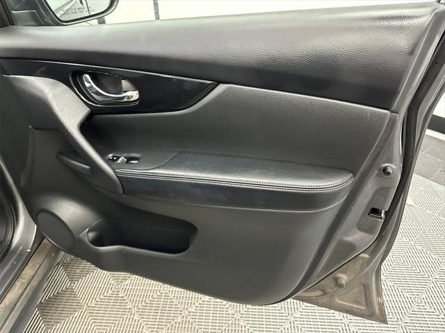 used 2019 Nissan Rogue car, priced at $16,068