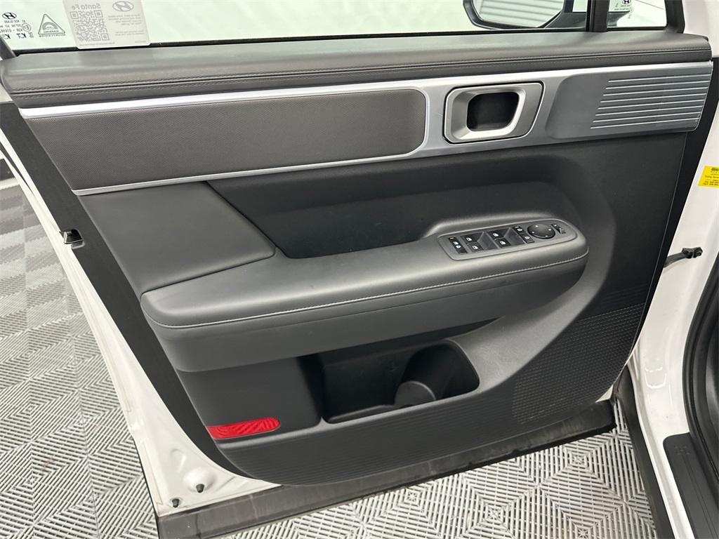 used 2024 Hyundai Santa Fe car, priced at $28,850
