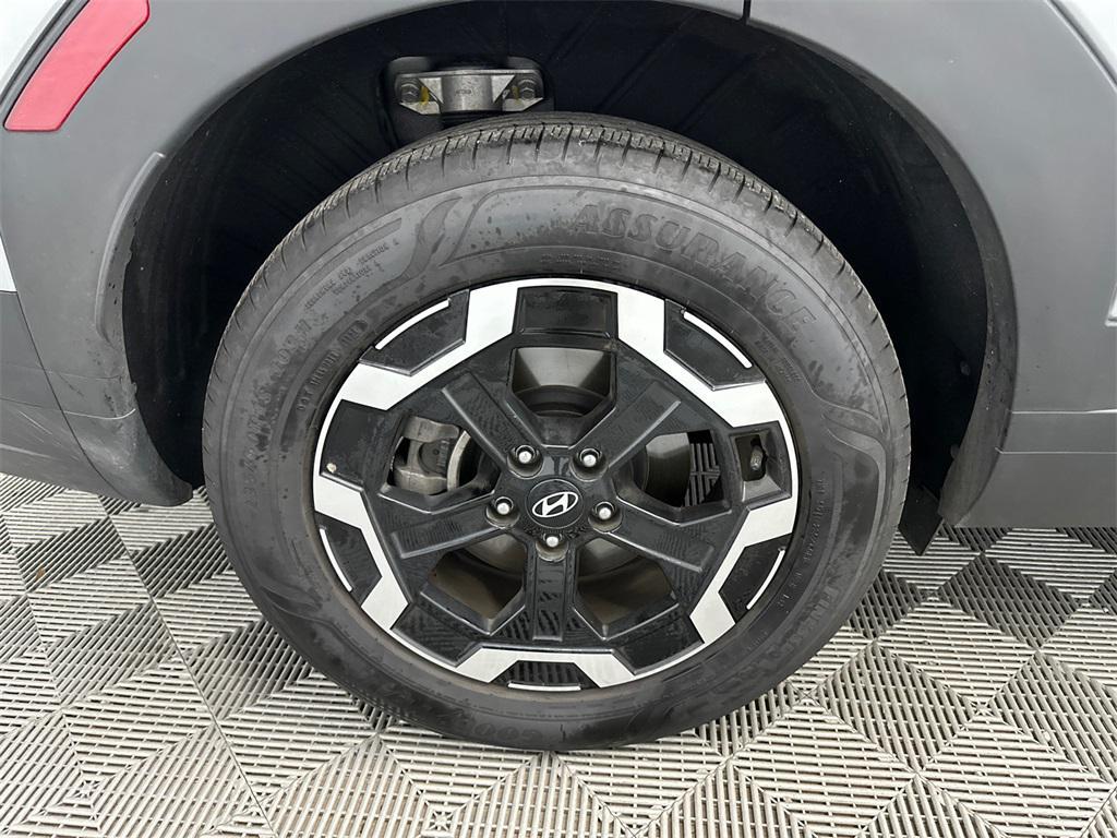 used 2025 Hyundai Santa Fe car, priced at $31,491