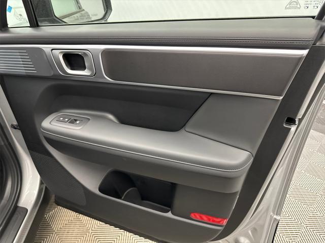 new 2025 Hyundai Santa Fe car, priced at $41,094