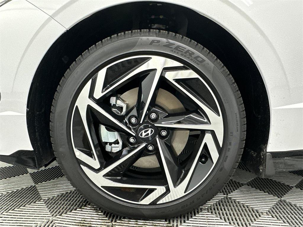 new 2025 Hyundai Sonata car, priced at $32,185