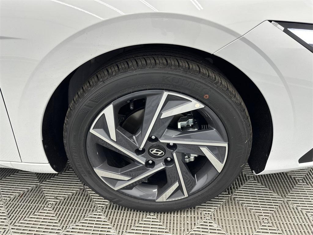 new 2025 Hyundai Elantra car, priced at $23,524